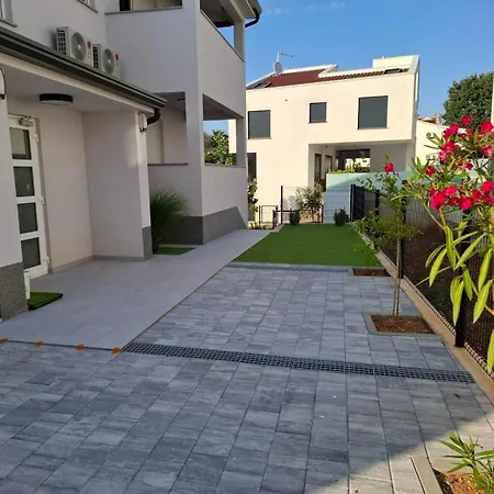 Bernard - New In Funtana, Istria Appartement *