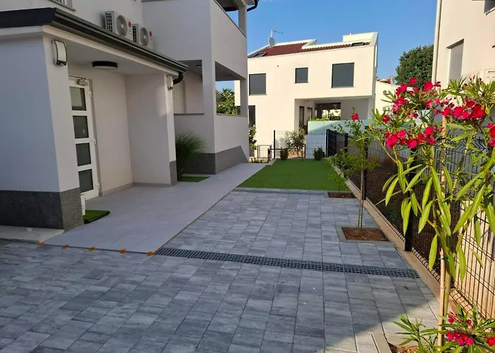 Bernard - New In Funtana, Istria Appartement *